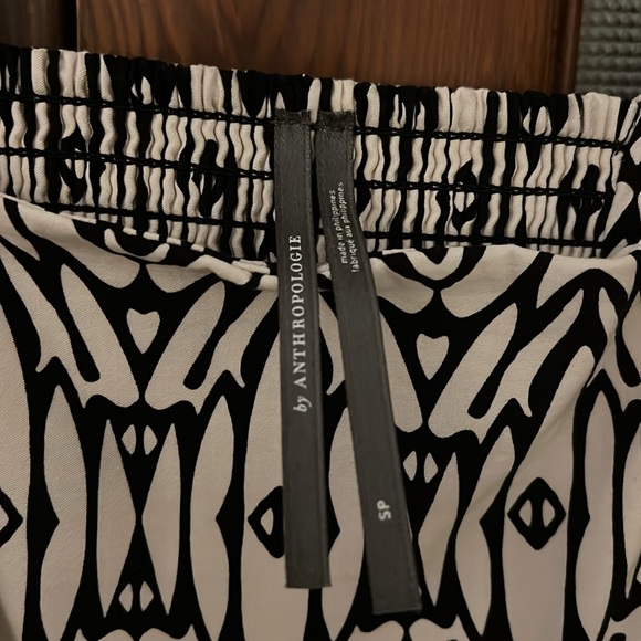 Blythe Petite Square Neck Tiered Dress - Picture 5 of 9